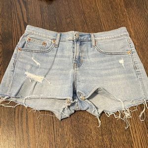 Gap light was denim shorts